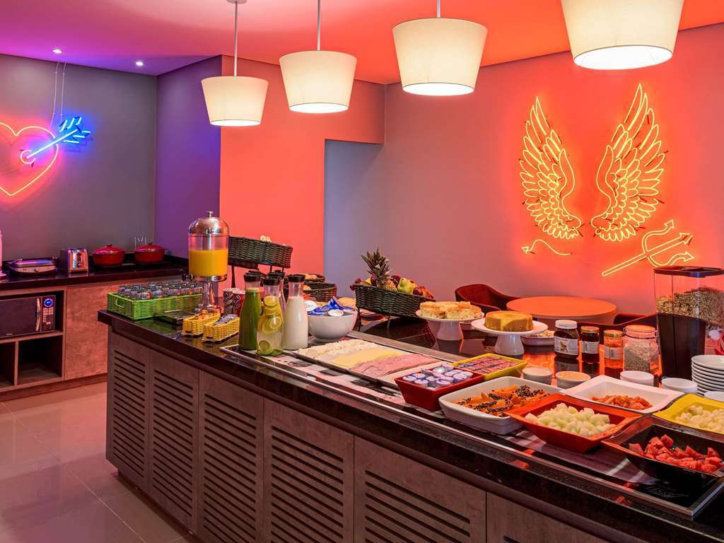 Golden Tower Express Franca By Fenix Hoteis Restoran foto